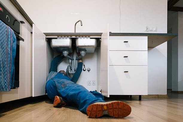 Professional Drain Cleaning technician working in Parsons, TN